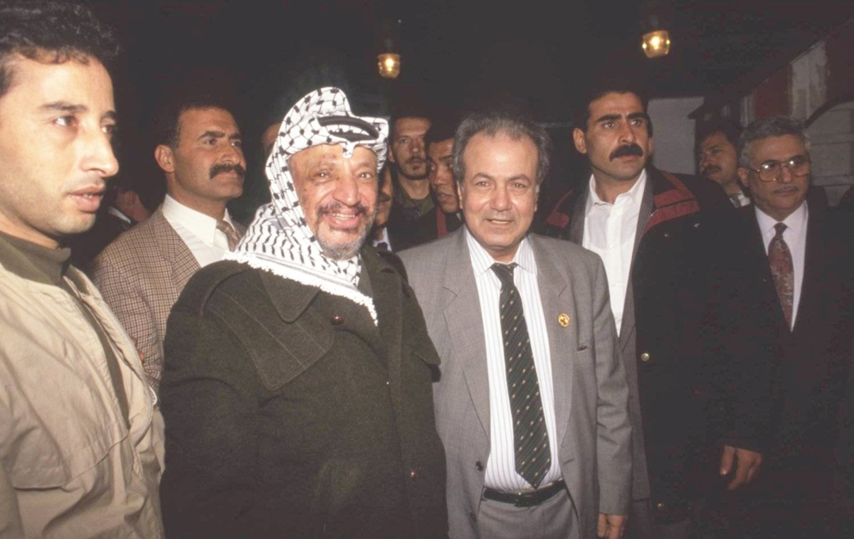 القائد الفلسطيني فاروق القدومي وداعًا 

